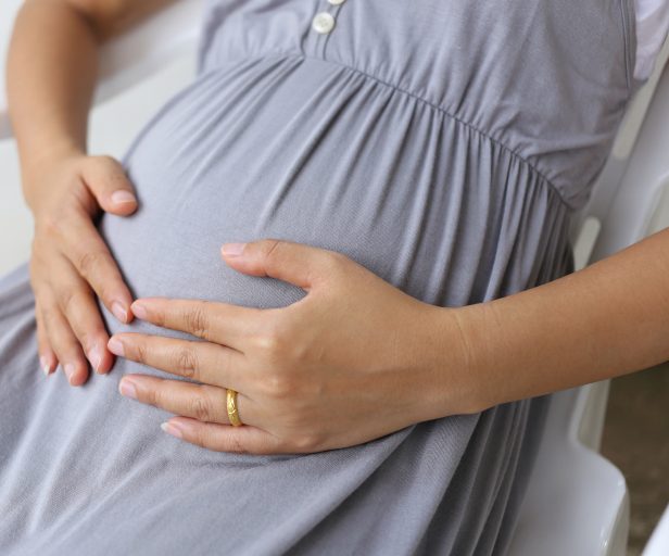 أهم خمس أمور يحب اتباعها أثناء الحمل